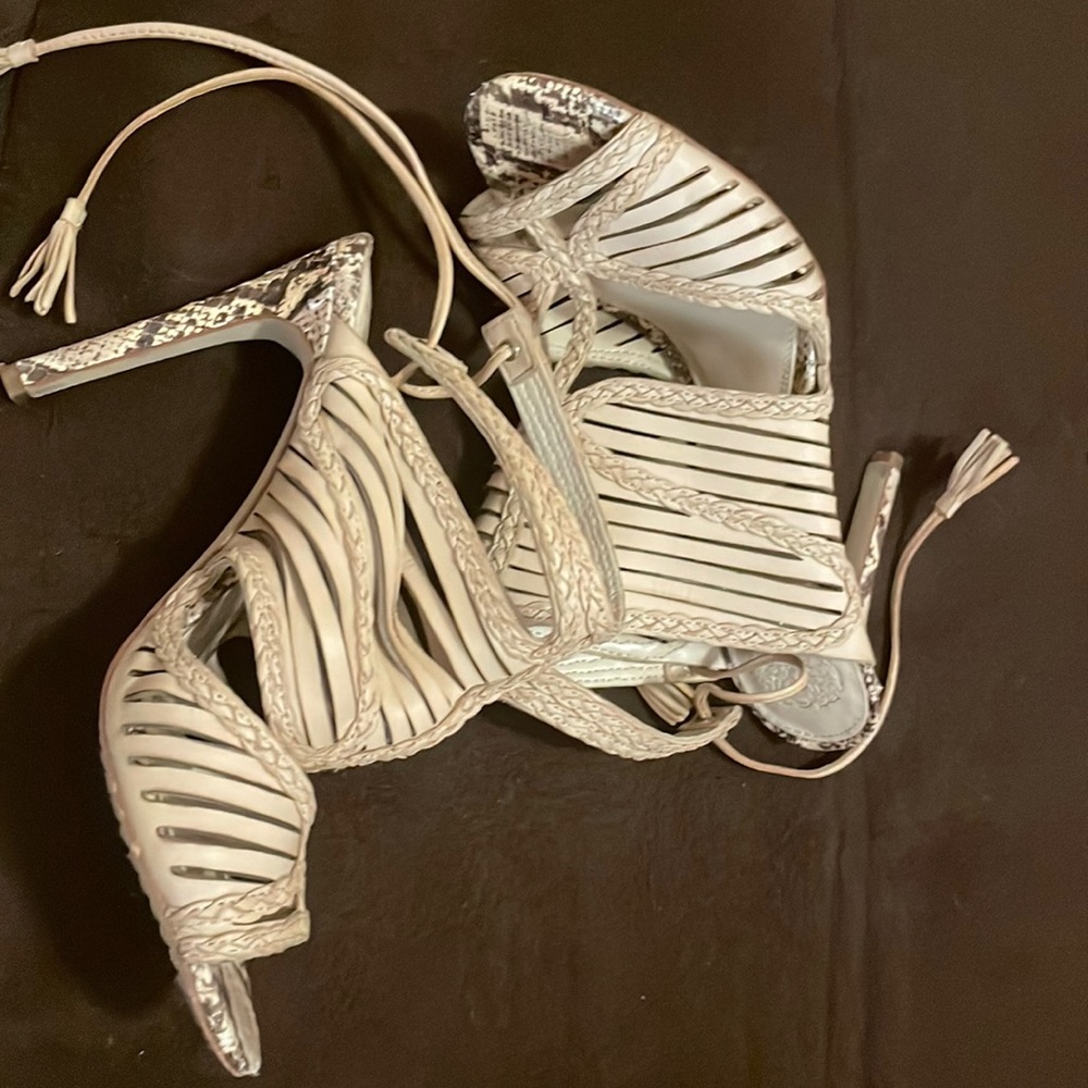 Size 7M Vince Camuto heels/sandals